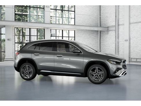 New 2026 Mercedes-Benz GLA 250 4MATIC image 14