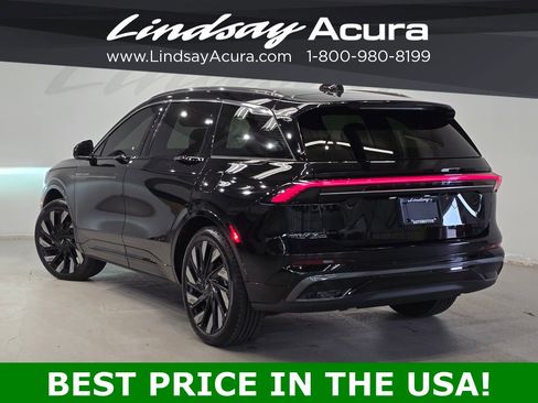 Used 2025 Lincoln Nautilus Black Label w/ Jet Appearance Package image 4