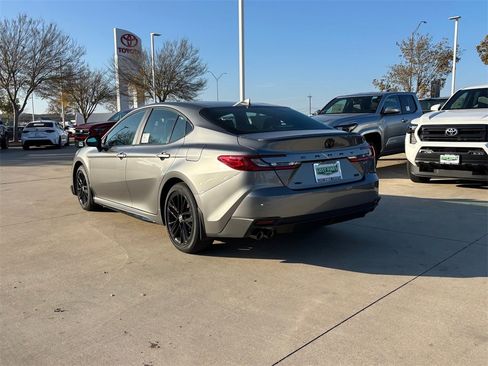 New 2026 Toyota Camry SE w/ Convenience Package image 5
