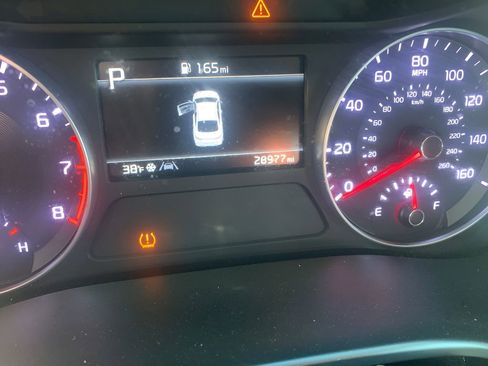 Used 2023 Kia Forte LXS w/ LXS Technology Package image 19