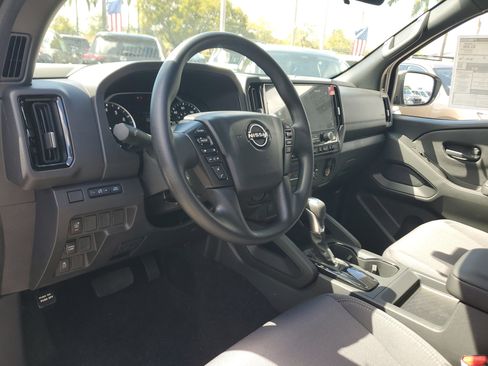 New 2026 Nissan Frontier SV image 10