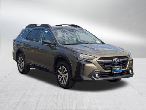 Certified 2024 Subaru Outback Premium AWD/4WD image 7
