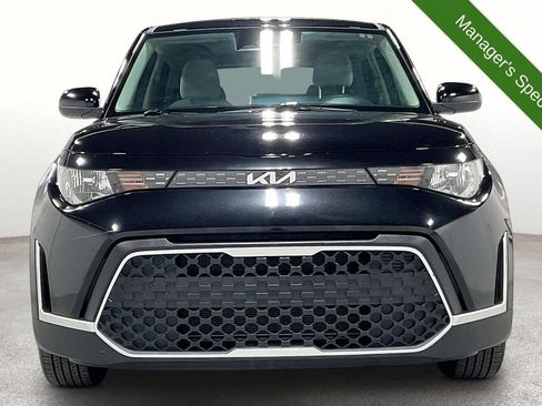 Used 2025 Kia Soul LX w/ LX Technology Package FWD image 4