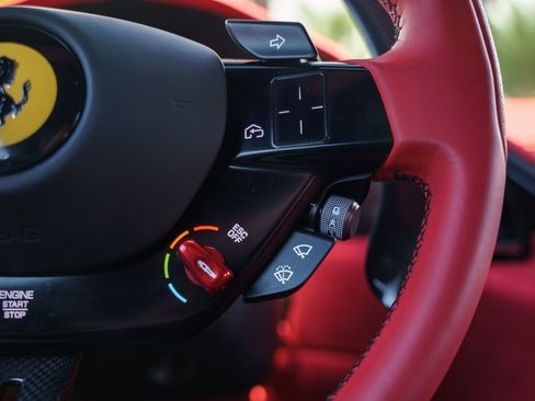 Used 2023 Ferrari Roma image 25