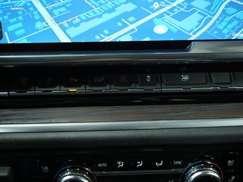 New 2026 GMC Sierra 2500 SLT w/ SLT Convenience Package image 37