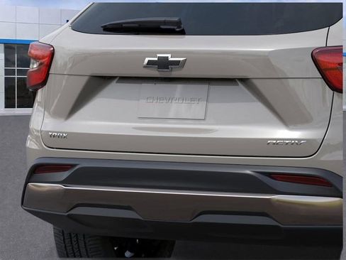 New 2026 Chevrolet Trax ACTIV FWD image 14