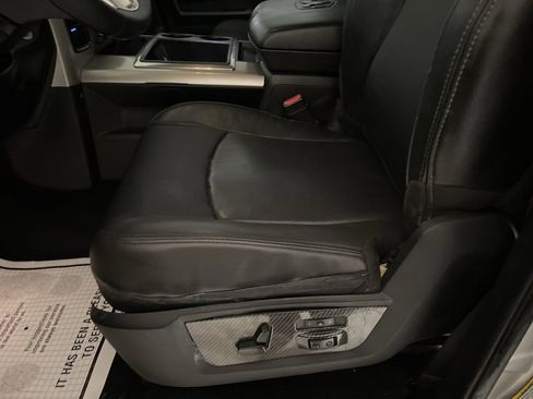 Used 2013 RAM 2500 Laramie w/ Convenience Group image 25