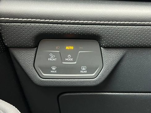 New 2025 Volkswagen Atlas SEL Premium R-Line AWD/4WD image 19