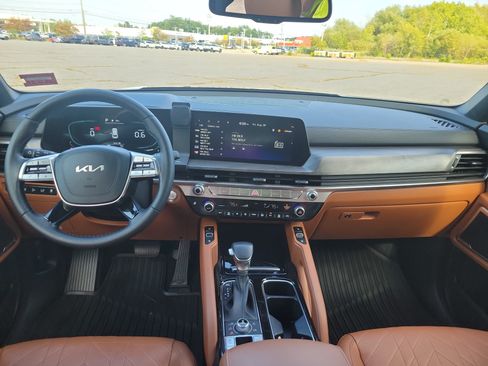 Used 2024 Kia Telluride EX X-Line AWD/4WD image 19