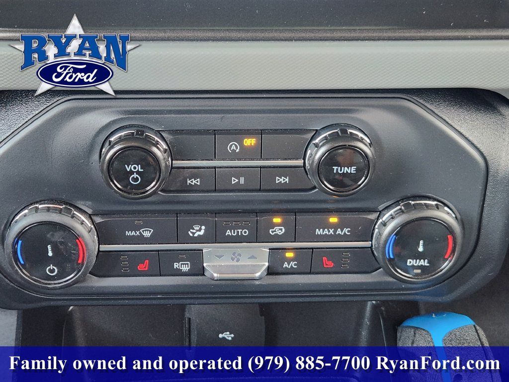 Used 2022 Ford Bronco Black Diamond AWD/4WD image 14