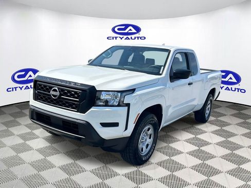 Used 2022 Nissan Frontier S RWD image 9