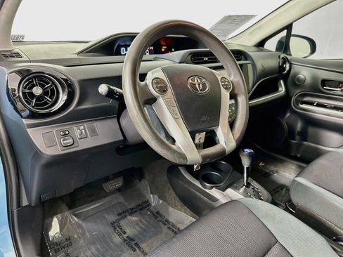 Used 2015 Toyota Prius C Two FWD image 9