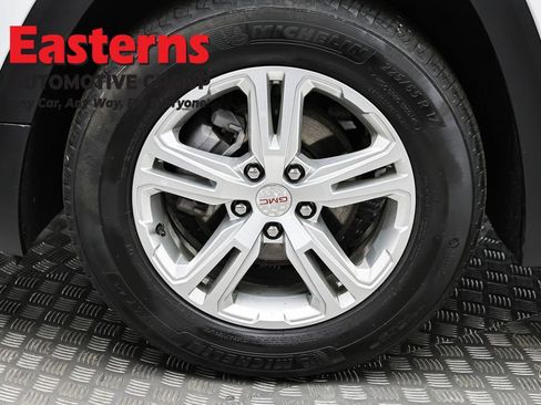 Used 2024 GMC Terrain SLE image 34