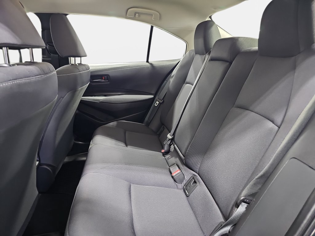 Used 2024 Toyota Corolla LE FWD image 12