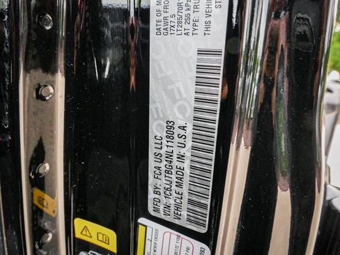 Used 2022 Jeep Gladiator Rubicon image 34