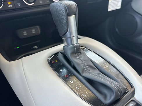 New 2027 Honda HR-V LX image 23