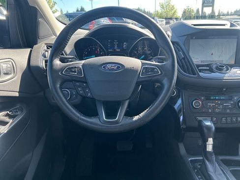 Certified 2017 Ford Escape Titanium w/ Equipment Group 301A AWD/4WD image 9