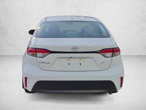 Used 2026 Toyota Corolla LE FWD image 6