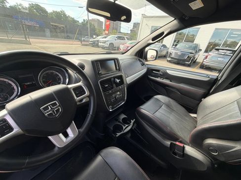 Used 2014 Dodge Grand Caravan R/T w/ Safety Sphere Group FWD image 10