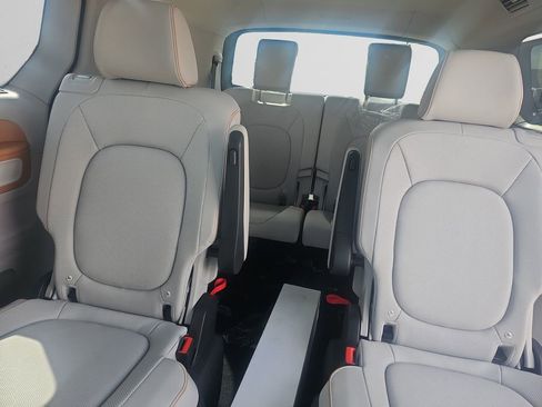 New 2025 Volkswagen ID. Buzz 1st Edition image 13