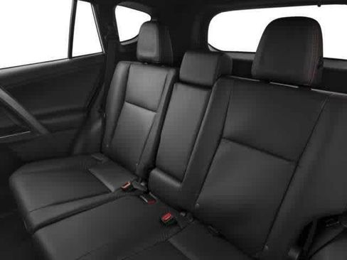 Used 2017 Toyota RAV4 SE image 8