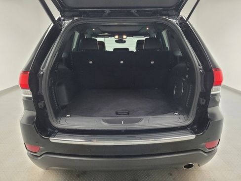 Used 2021 Jeep Grand Cherokee Limited w/ Luxury Group II image 29