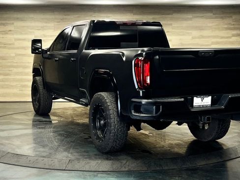 Used 2021 GMC Sierra 3500 AT4 w/ AT4 Premium Plus Package AWD/4WD image 13
