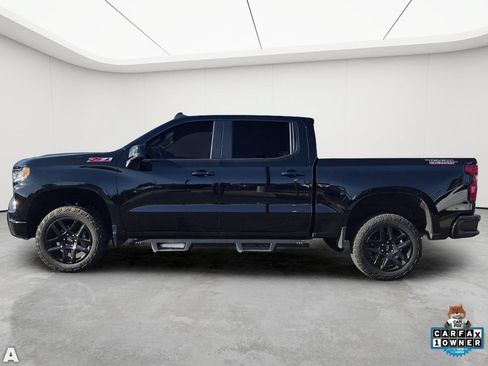Used 2024 Chevrolet Silverado 1500 LT Trail Boss w/ Convenience Package II AWD/4WD image 3