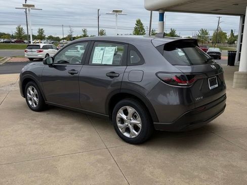 Certified 2024 Honda HR-V LX image 3