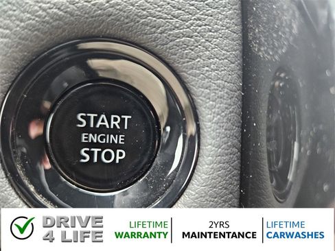 New 2025 Nissan Armada SL image 23