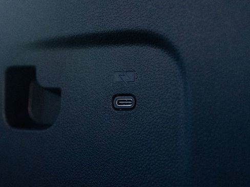 New 2026 Chevrolet Traverse LT image 37