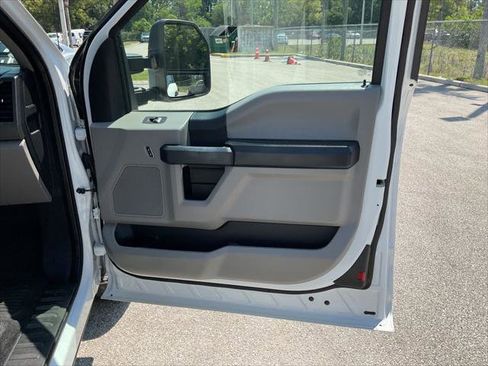 Used 2017 Ford F250 XL w/ Power Equipment Group image 24