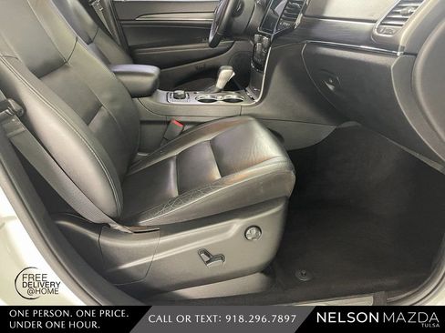 Used 2019 Jeep Grand Cherokee Limited w/ Trailer Tow Group IV image 47