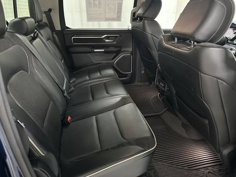 Used 2022 RAM 1500 Laramie AWD/4WD image 17