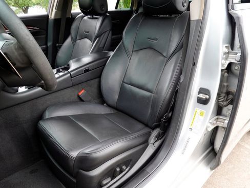 Used 2015 Cadillac CTS Luxury RWD image 6