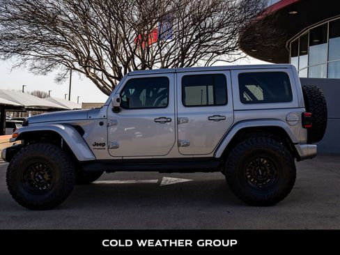 Used 2021 Jeep Wrangler Unlimited Sahara AWD/4WD image 6