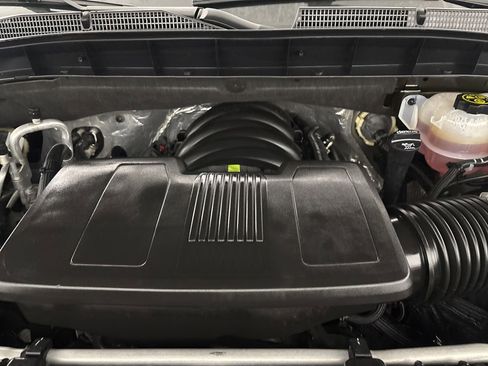 Used 2023 GMC Sierra 1500 AT4X image 32