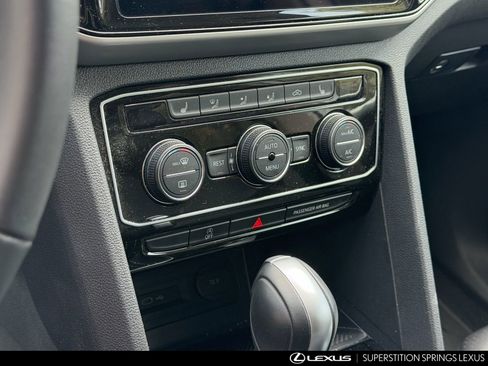 Used 2023 Volkswagen Atlas SE image 9