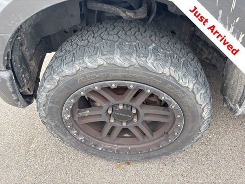 Used 2016 Ford F150 XL w/ Equipment Group 101A Mid AWD/4WD image 13