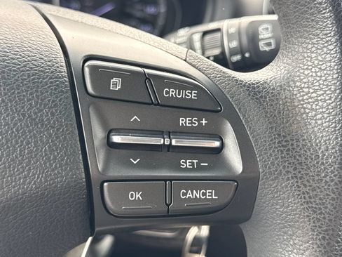 Used 2018 Hyundai Elantra GT FWD image 24