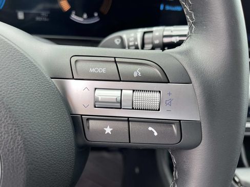 Used 2024 Hyundai Kona SEL AWD/4WD image 30