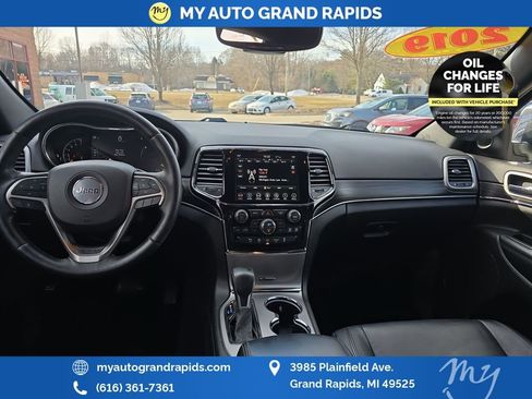 Used 2019 Jeep Grand Cherokee Limited image 12