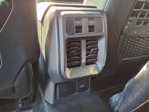 New 2025 Ford Bronco Badlands image 20