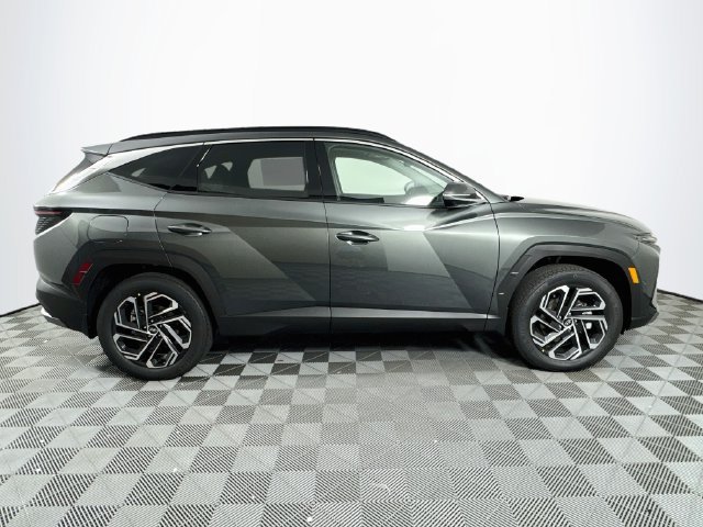 New 2026 Hyundai Tucson Limited AWD/4WD image 9