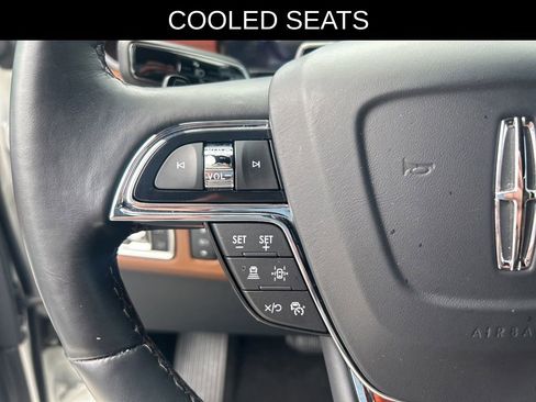 Used 2024 Lincoln Navigator Reserve AWD/4WD image 13