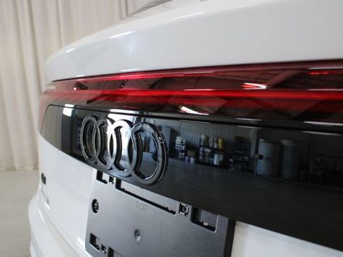 New 2026 Audi Q8 Premium Plus AWD/4WD image 31