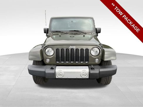 Used 2015 Jeep Wrangler Sahara w/ Dual Top Group AWD/4WD image 10