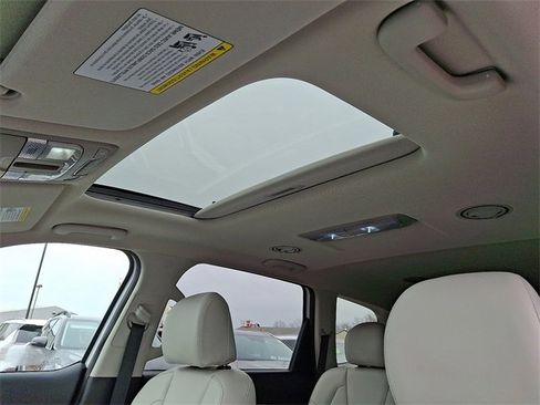 Used 2022 Kia Telluride S image 14