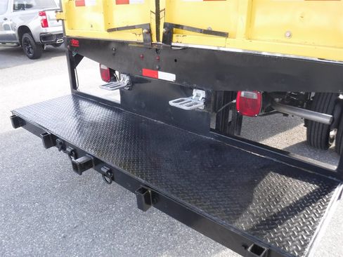 Used 2022 Ford F450 XL w/ Power Equipment Group image 6