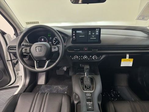 New 2026 Honda HR-V EX-L image 13